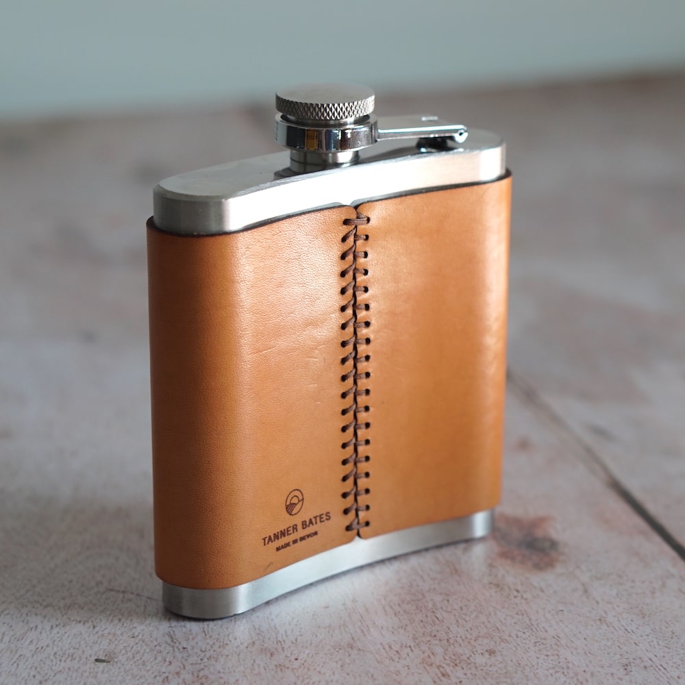 Dartmoor Whisky Leather Hip Flask Back
